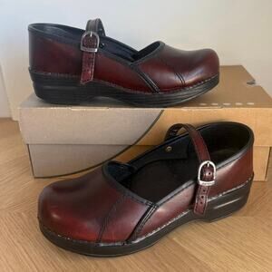 Dansko Mary Jane Bordeaux Women Leather Clog Sandals- SZ 39/ 8.5